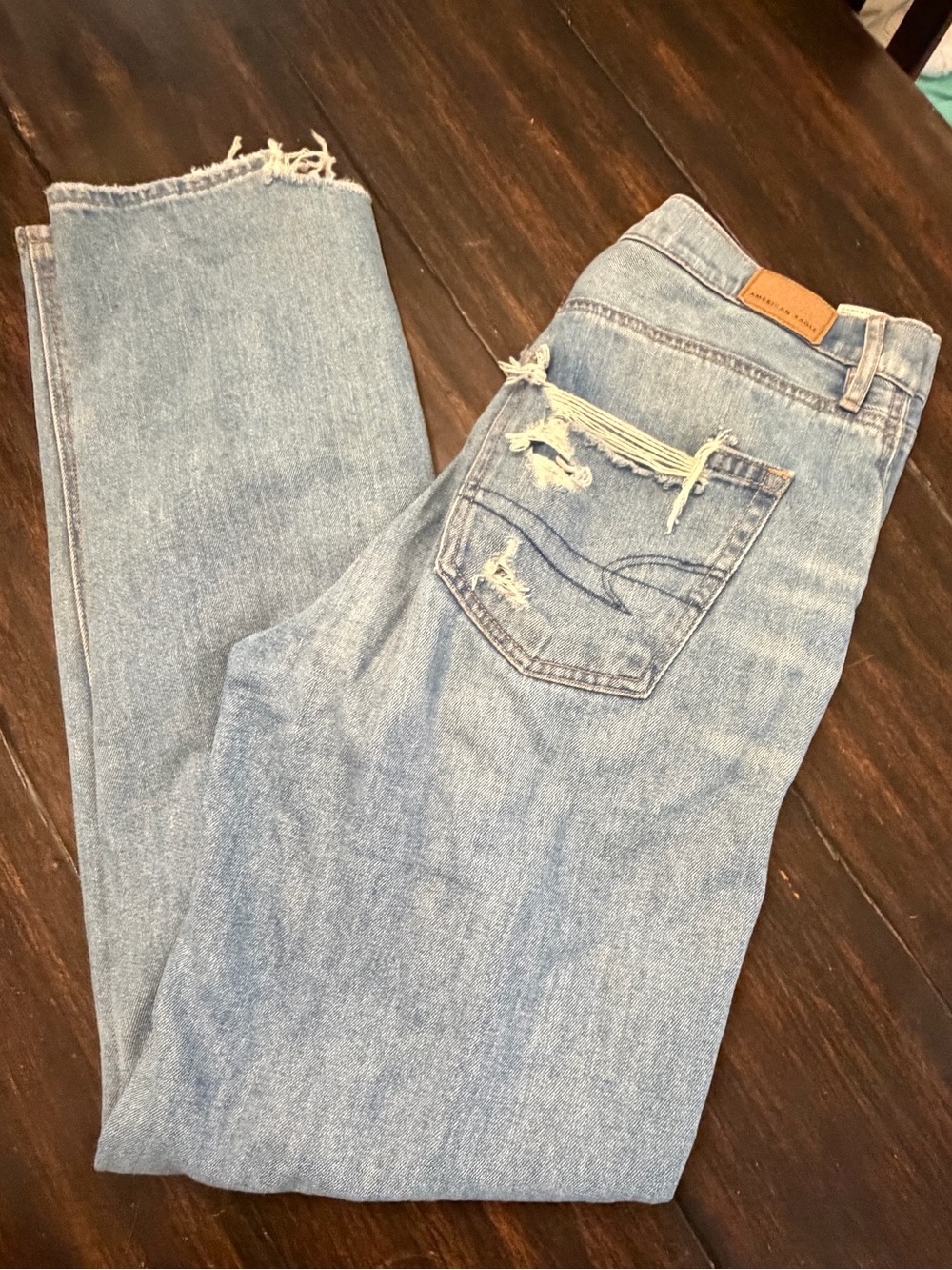American Eagle Outfitters Light Blue Distressed baggy jeans women’s size 4 - Picture 4 of 8